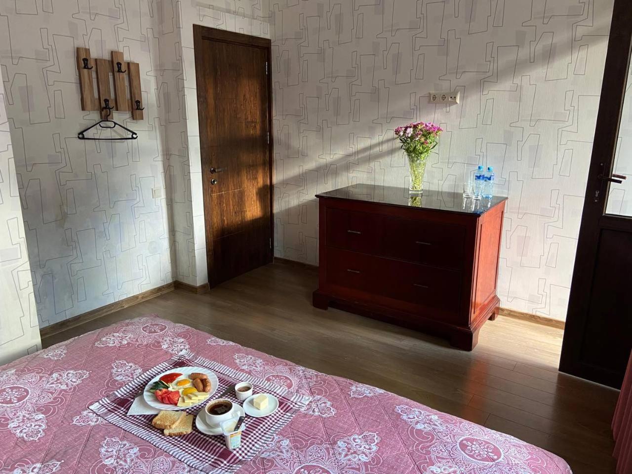 Hotel "Tbilisi Tales" In The Heart Of The Old City ภายนอก รูปภาพ
