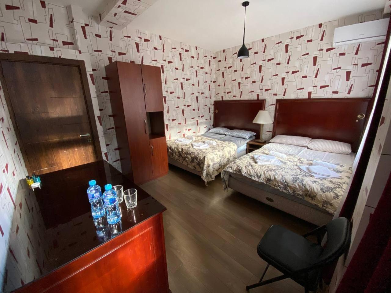Hotel "Tbilisi Tales" In The Heart Of The Old City ภายนอก รูปภาพ