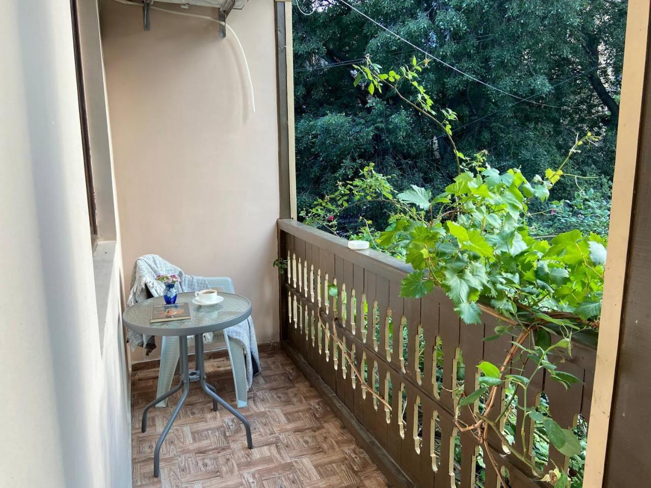 Hotel "Tbilisi Tales" In The Heart Of The Old City ภายนอก รูปภาพ