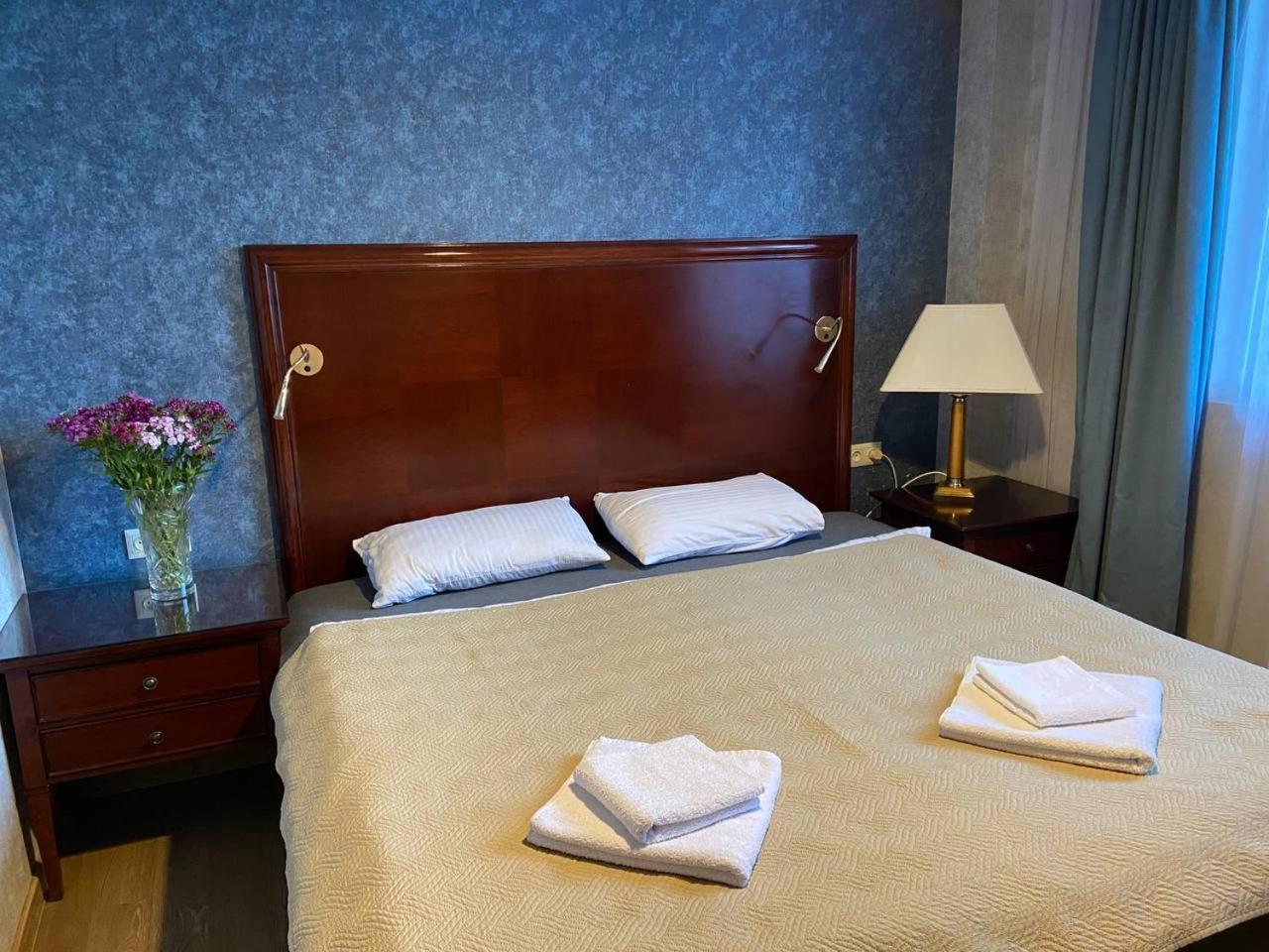 Hotel "Tbilisi Tales" In The Heart Of The Old City ภายนอก รูปภาพ