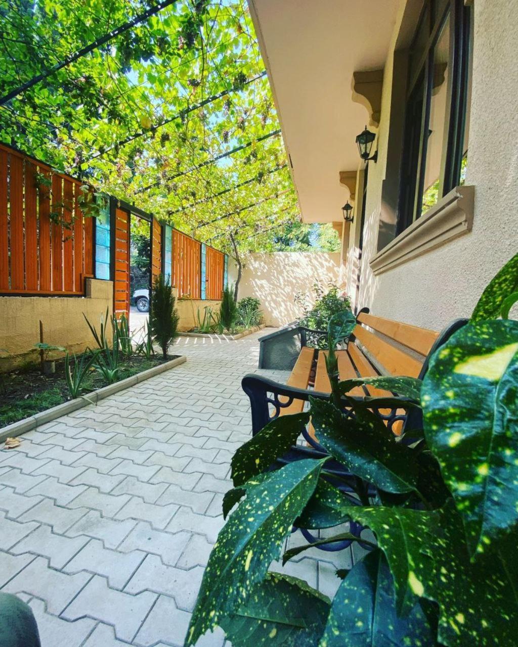 Hotel "Tbilisi Tales" In The Heart Of The Old City ภายนอก รูปภาพ
